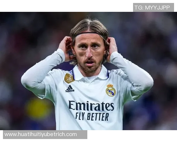 朱辰杰畅谈足球偶像与智慧球员C罗与莫德里奇的独特魅力